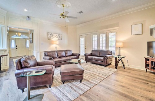 Lubbock Villa | Lubbock Home w/Patio ~ 6 Mi to Texas Tech!