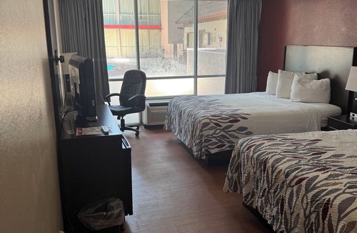 Lubbock Hotel | Lubbock Regency Inn