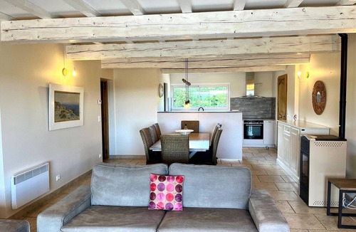 Forcalquier Villa | Luberon, villa with private pool near Forcalquier.