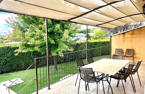 Forcalquier Villa | Luberon, villa with private pool near Forcalquier.