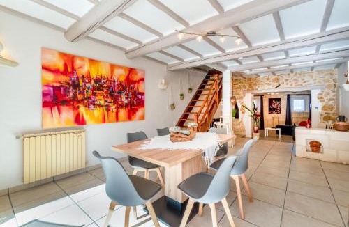 Mondragon House | Lucciano Village House, Sleeps 6