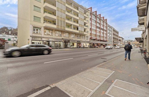 Lucerne Apartment | Lucern 2-BR Flat w Netflix Top location