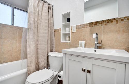 Lake Worth House | Lucerne Collection Private 4-Unit Building