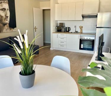 Ensanche Diputacion Apartment | Luceros Sky