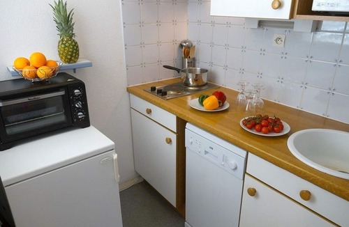 Bagneres-de-Luchon Apartment | Luchon, apartment 4/5 ppl - South balcony - Private parking