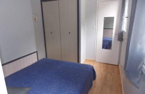 Bagneres-de-Luchon Apartment | Luchon T2 Centre Ville avec Balcon Sud et Parking - Animaux Admis - FR-1-313-194