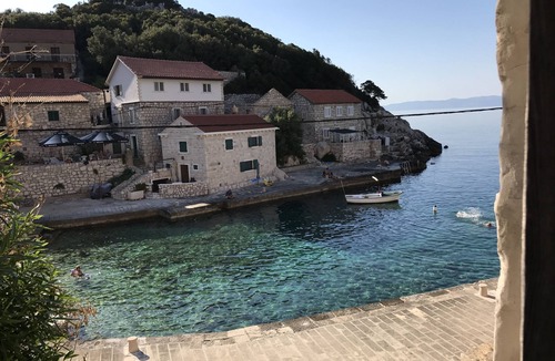 Cove Tri Zala (Zrnovo) House | Lucica on Lastovo Beachfront House #2 With A/C & WIFI