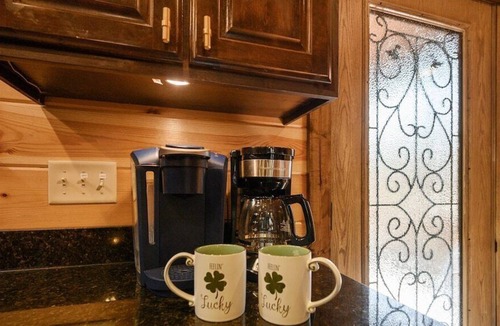 Hochatown Cabin | Luck of the Irish Cabin, 3 BR, 3 Bath, Private Pool, Pet Friendly