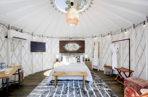 Dripping Springs Hotel | Lucky Arrow Retreat - Dripping Springs