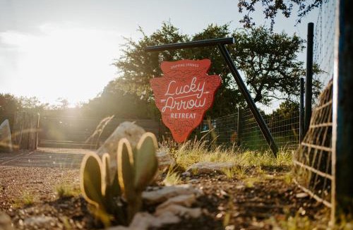 Dripping Springs Hotel | Lucky Arrow Retreat