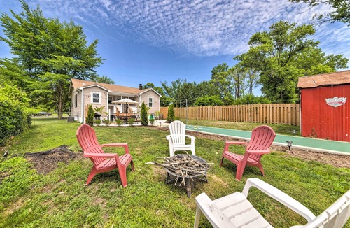 Pacific House | 'Lucky Dawg' Pet-Friendly Abode Near St Louis!