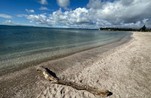 Sunnyhills Villa | Lucky house