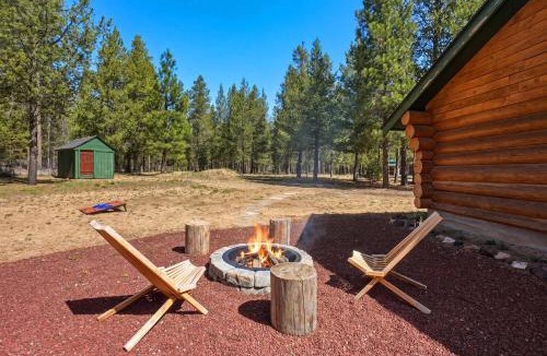 La Pine House | Lucky Logger Cute and Cozy Cabin Getaway