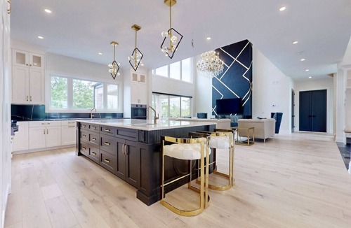 Fort Erie Apartment | Lucky Mansion - a Luxury Villa in Fort Erie !
