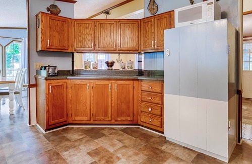 Interlaken House | Lucky Stone Cottage - Quality Affordable Cayuga Lake Vacation