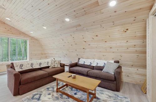 Oakland Apartment | Lucky Waters