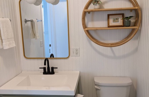 Saugatuck House | Luckystone Inn