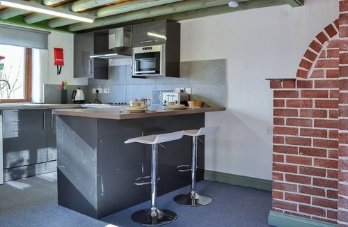 Scales Cottage | Lucy's Lodge - UK1260