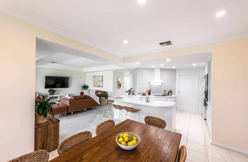 Normanville House | Ludere Normanville