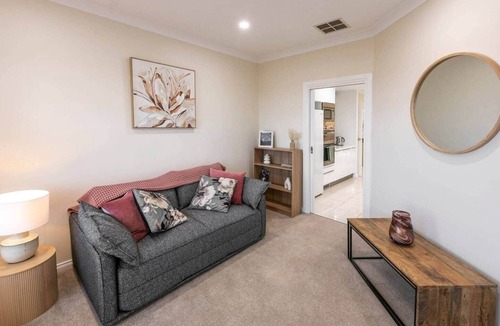 Normanville House | Ludere Normanville