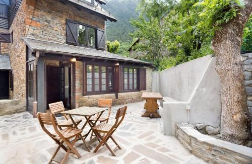 Garos House | Luderna - Casa con terraza dera Aubeta