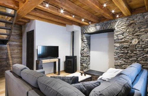 Les House | Luderna - Casa Les er Haro