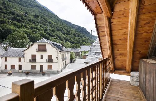 Les House | Luderna - Casa Les er Haro