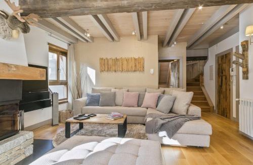 Salardu Apartment | LUDERNA - Dúplex Pin Nere