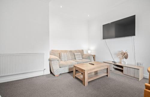 Alloa Apartment | Ludgate 2 Bedroom Apartment - Alloa