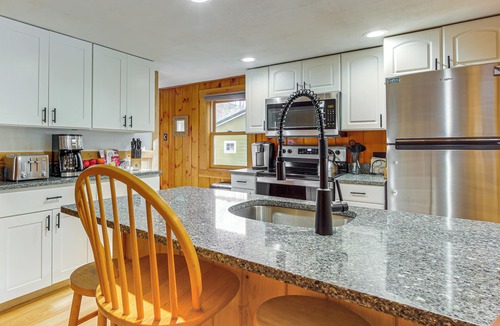Ludlow Cottage | Ludlow Cabin on Lake Pauline w/Outdoor Fire Pit