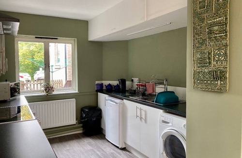 Ludwel Hostel | Ludlow Mascall Centre - Hostel