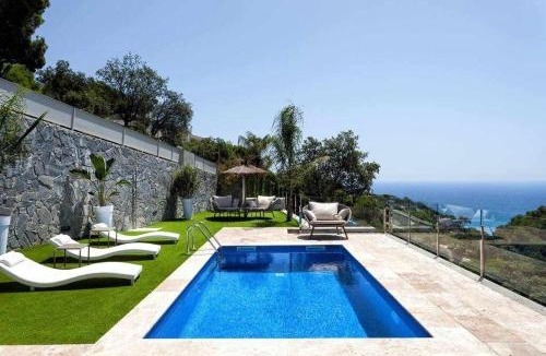 Tossa de Mar Villa | Lujo con piscina climatizada,jacuzzi,playa privada