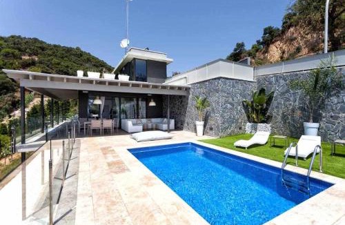 Tossa de Mar Villa | Lujo con piscina climatizada,jacuzzi,playa privada