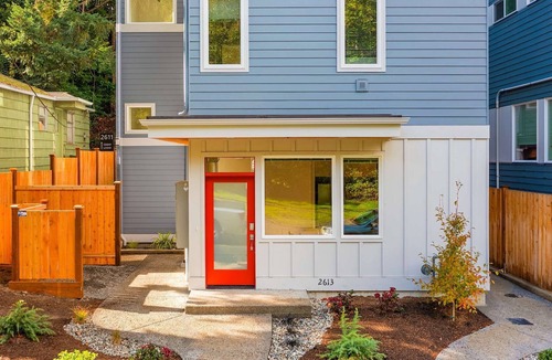 North Queen Anne Apartment | Luke's Jedi Meditation Chamber