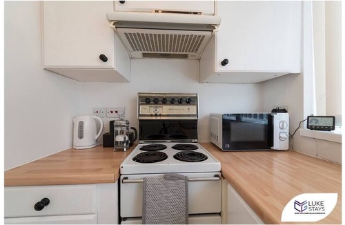 Durham Condo | Luke Stays - Ashdown