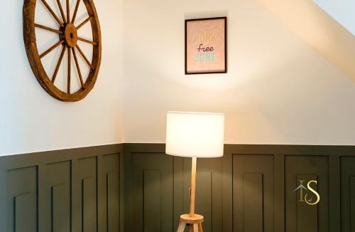 Stanley House | *Luke Stays Oswald Terrace*