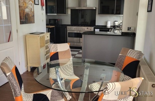 Blyth House | Luke Stays - Plessey Road Blyth