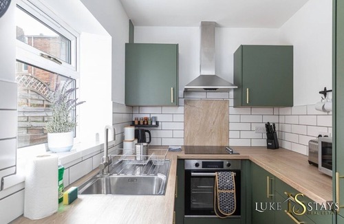 Gateshead House | Luke Stays - Whitehall Road