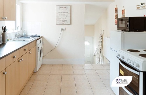 Gateshead House | Luke Stays -Whitehall Road