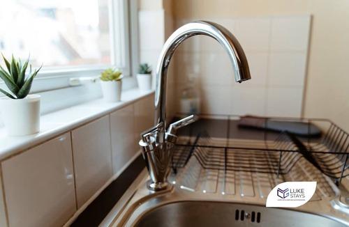 Gateshead House | Luke Stays -Whitehall Road