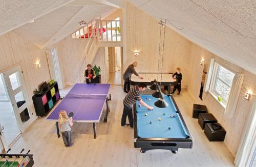 Vrist Strand House | Luksus-poolhus L21