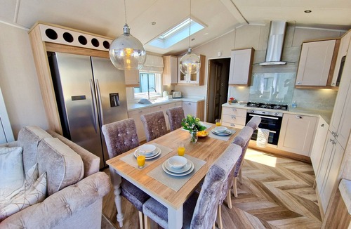 Cayton Bay Apartment | Lula Lodge Cayton Bay