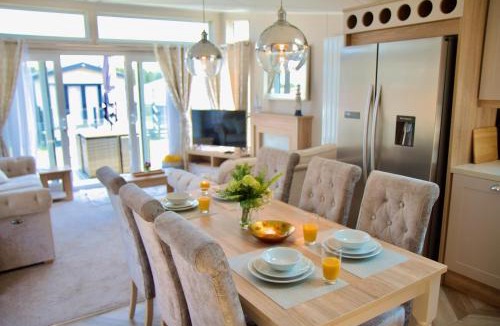 Cayton Bay Cabin | Lula Lodge