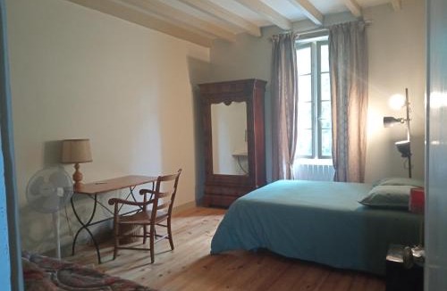 Castelmoron-sur-Lot House | Lulu