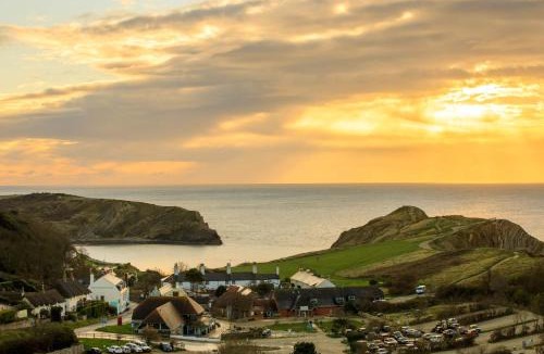 West Lulworth Bed & Breakfast | Lulworth Cove Inn