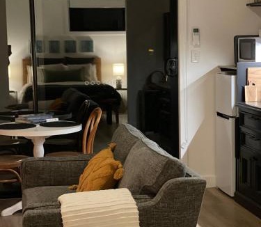 Whitfield House | Lume King Valley