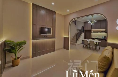 Old Jakarta House | LuMen By SanLiving - 3BR - NICE Expo - Free Parking