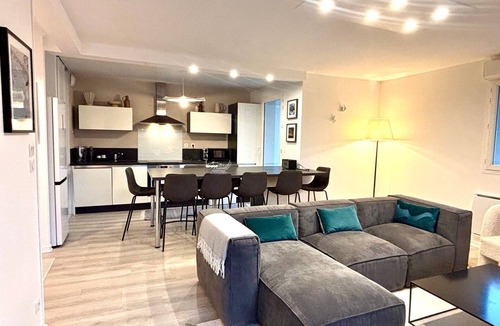 Chartres-de-Bretagne Apartment | Lumière- Sumptuous apartment