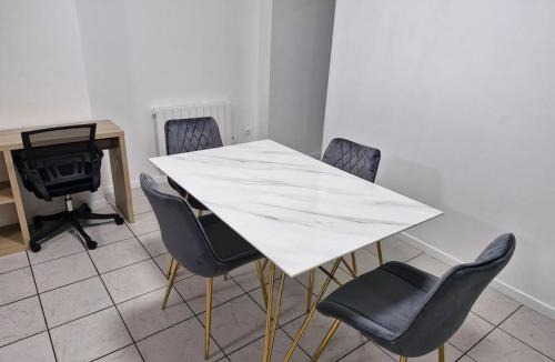 Valenciennes House | Lumineuse avec jardin