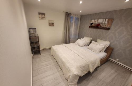Beauvais Apartment | Lumineux appartement